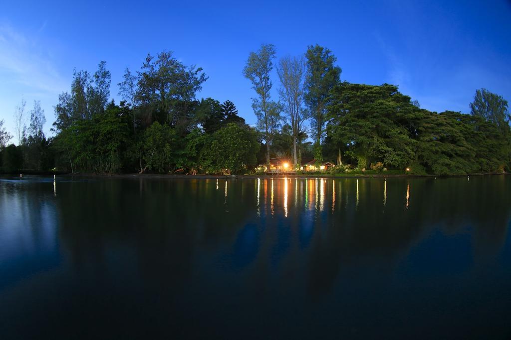 Walindi Plantation Resort Kimbe Bagian luar foto